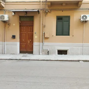 Casa Nike , Palermo Italia